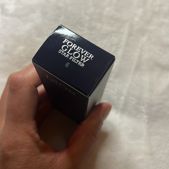 DIOR Forever Glow Star Filter Multi-Use Highlighter- Color 6 - Picture 9 of 9
